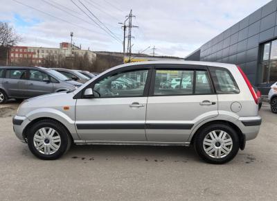 Фото Ford Fusion