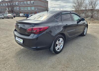 Фото Opel Astra