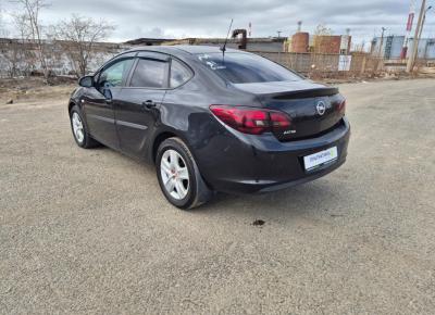 Фото Opel Astra