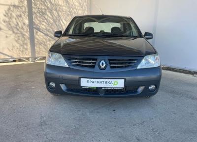 Фото Renault Logan