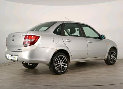 Фото LADA (ВАЗ) Granta