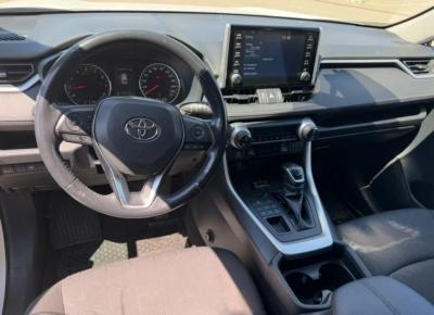 Фото Toyota RAV4