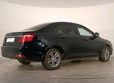 Фото Geely Emgrand 7