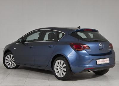 Фото Opel Astra