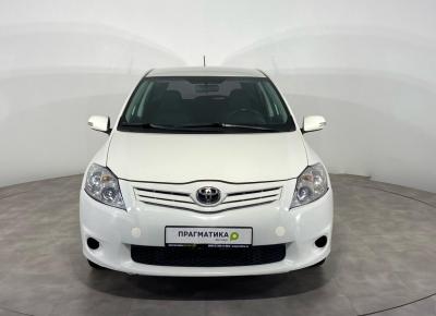 Фото Toyota Auris