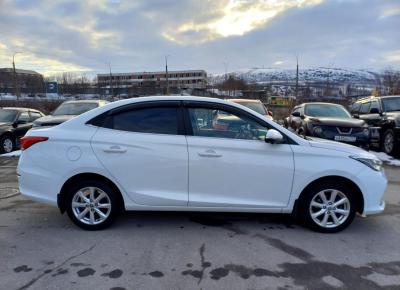 Фото Changan Alsvin