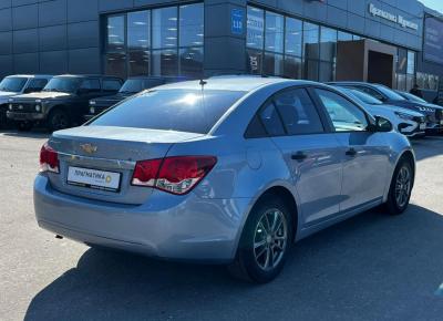 Фото Chevrolet Cruze