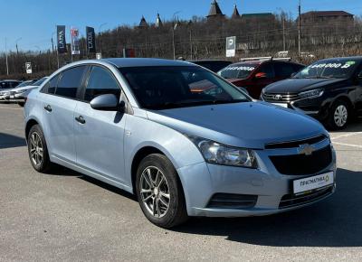 Фото Chevrolet Cruze