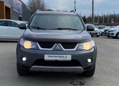 Фото Mitsubishi Outlander