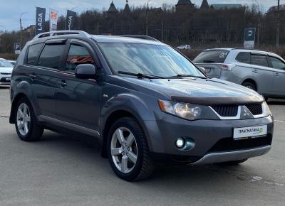 Фото Mitsubishi Outlander