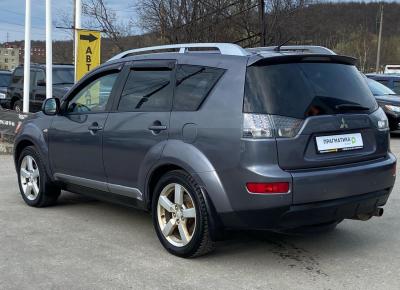 Фото Mitsubishi Outlander