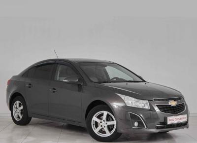 Фото Chevrolet Cruze