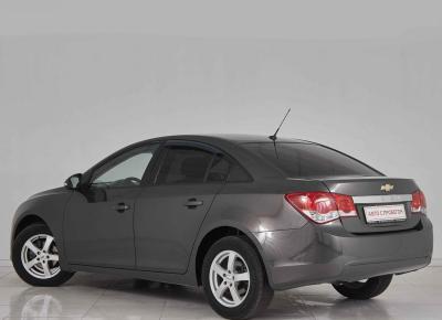 Фото Chevrolet Cruze