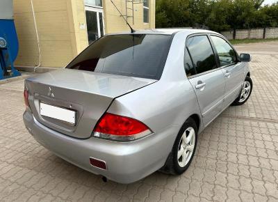 Фото Mitsubishi Lancer