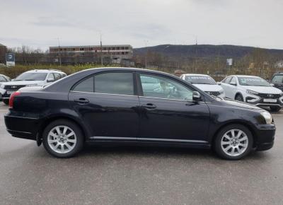 Фото Toyota Avensis
