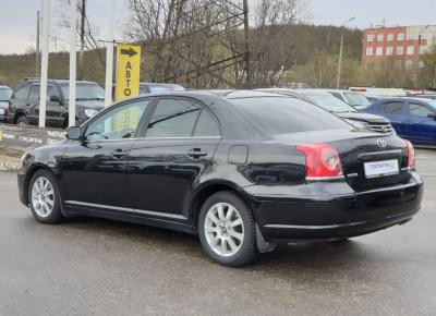 Фото Toyota Avensis