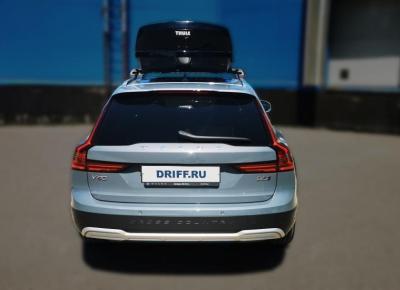 Фото Volvo V90 Cross Country