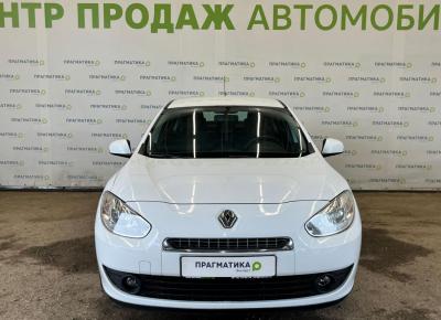 Фото Renault Fluence