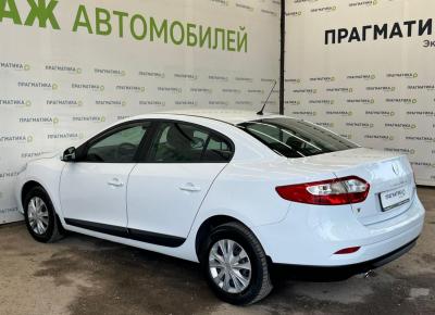 Фото Renault Fluence