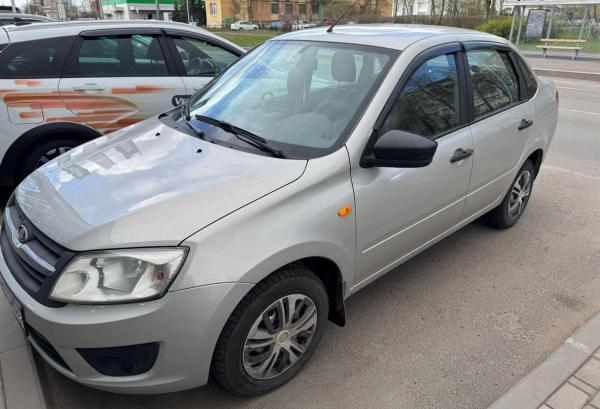 LADA (ВАЗ) Granta, 2016 год выпуска с двигателем Бензин, 399 000 RUB в г. Санкт-Петербург