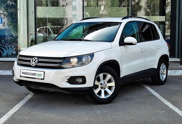 Volkswagen Tiguan, 2012 год выпуска с двигателем Бензин, 1 250 000 RUB в г. Казань