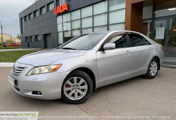 Toyota Camry, 2008 год выпуска с двигателем Бензин, 900 000 RUB в г. Великие Луки