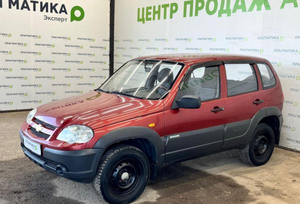 Chevrolet Niva, 2010 год выпуска с двигателем Бензин, 320 000 RUB в г. Псков