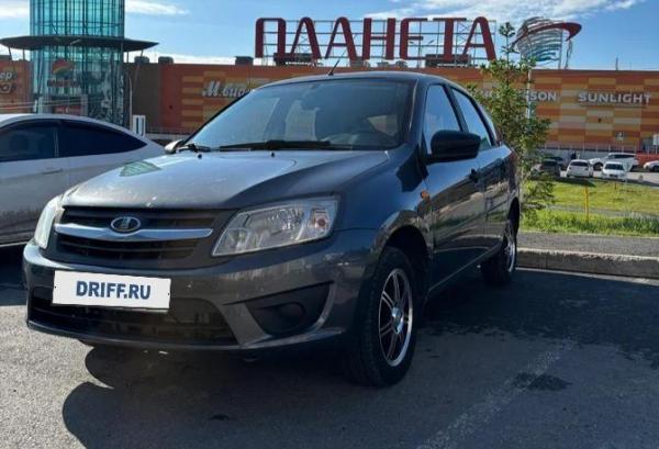 LADA (ВАЗ) Granta, 2015 год выпуска с двигателем Бензин, 460 000 RUB в г. Уфа
