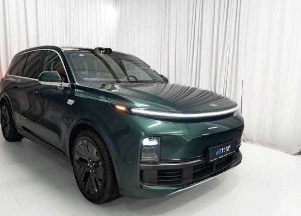 LiXiang L9, 2024 год выпуска с двигателем Гибрид, 7 600 000 RUB в г. Москва