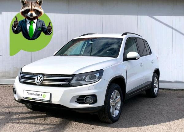 Volkswagen Tiguan, 2012 год выпуска с двигателем Бензин, 999 999 RUB в г. Санкт-Петербург