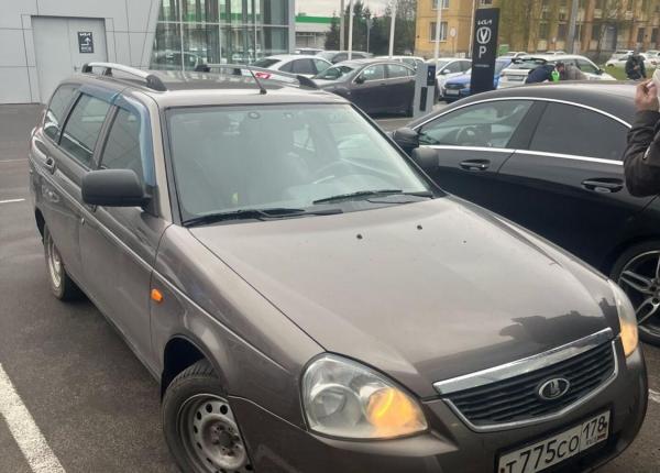 LADA (ВАЗ) Priora, 2015 год выпуска с двигателем Бензин, 529 000 RUB в г. Санкт-Петербург