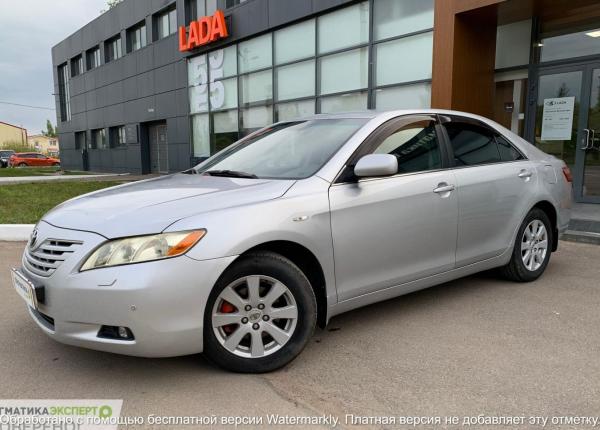 Toyota Camry, 2008 год выпуска с двигателем Бензин, 900 000 RUB в г. Великие Луки