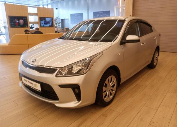 Kia Rio, 2018 год выпуска с двигателем Бензин, 1 049 000 RUB в г. Санкт-Петербург