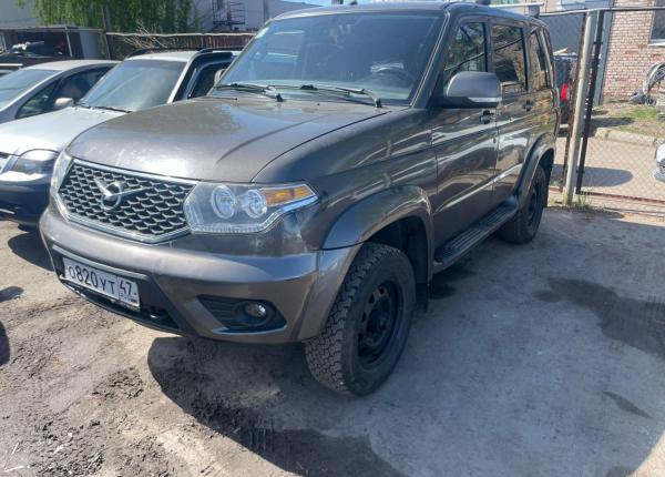 УАЗ Patriot, 2018 год выпуска с двигателем Бензин, 977 000 RUB в г. Санкт-Петербург