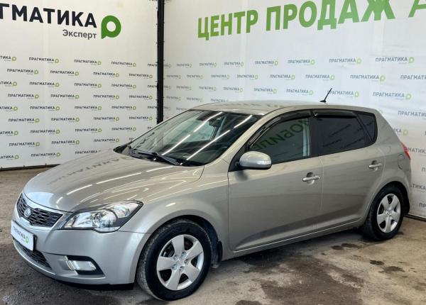 Kia Ceed, 2012 год выпуска с двигателем Бензин, 660 000 RUB в г. Псков
