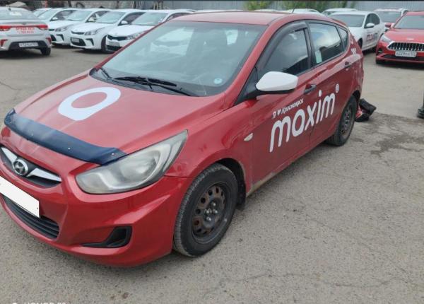 Hyundai Solaris, 2011 год выпуска с двигателем Бензин, 310 000 RUB в г. Красноярск