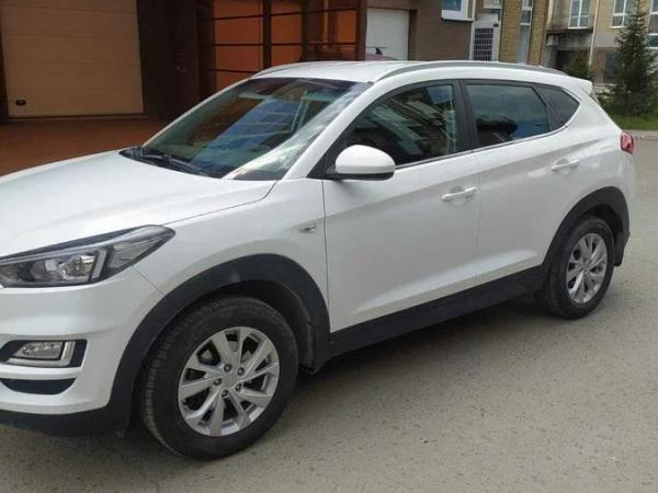 Hyundai Tucson, 2019 год выпуска с двигателем Бензин, 2 650 000 RUB в г. Омск