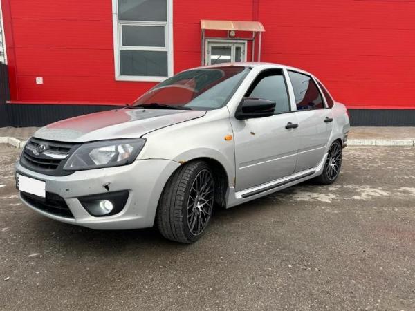 LADA (ВАЗ) Granta, 2015 год выпуска с двигателем Бензин, 430 000 RUB в г. Самара