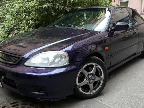 Honda Civic, 1999 год выпуска с двигателем Бензин, 380 000 RUB в г. Санкт-Петербург