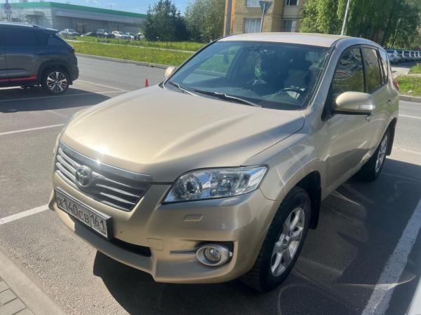 Toyota RAV4, 2011 год выпуска с двигателем Бензин, 1 147 000 RUB в г. Санкт-Петербург