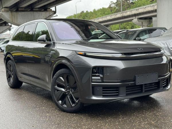 LiXiang L7, 2024 год выпуска с двигателем Гибрид, 5 950 000 RUB в г. Москва