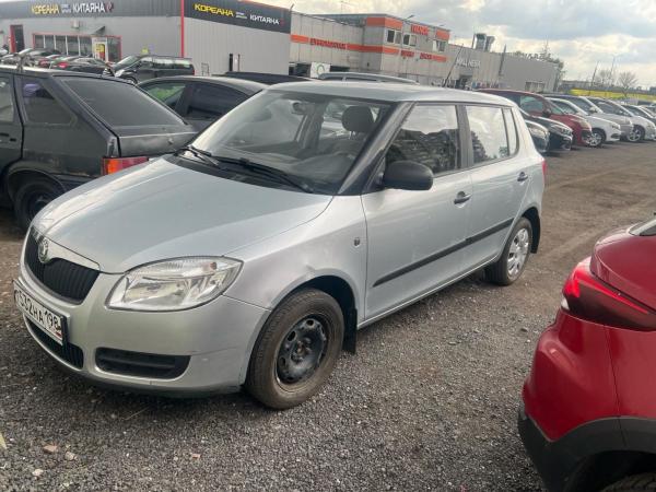Skoda Fabia, 2009 год выпуска с двигателем Бензин, 469 000 RUB в г. Санкт-Петербург