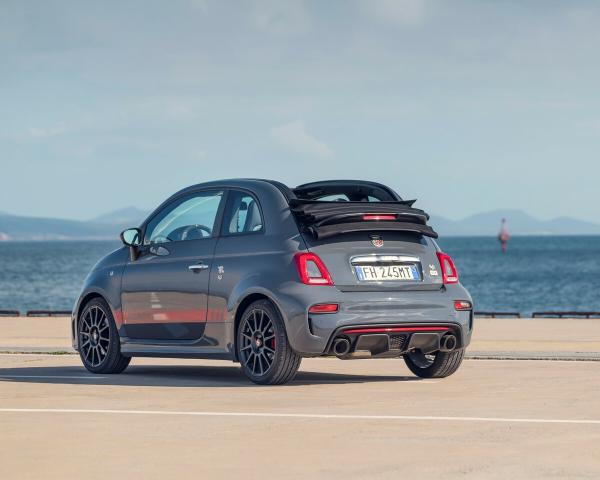 Фото Abarth 500 I Рестайлинг Кабриолет