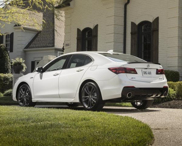 Фото Acura TLX I Рестайлинг Седан