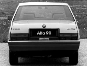 Фото Alfa Romeo 90 I