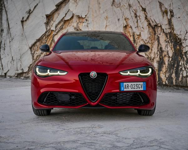 Фото Alfa Romeo Giulia II (952) Рестайлинг 2 Седан