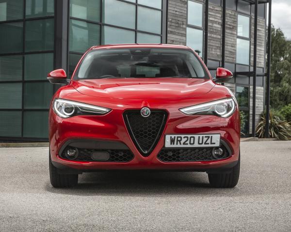 Фото Alfa Romeo Stelvio I Рестайлинг Внедорожник 5 дв.