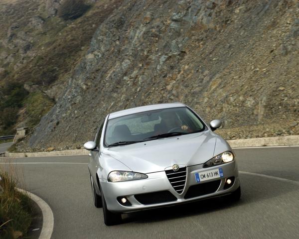 Фото Alfa Romeo 147 I Рестайлинг Хэтчбек 5 дв.