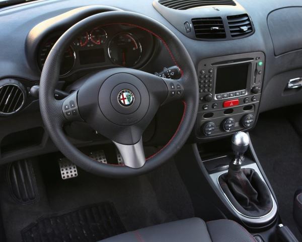 Фото Alfa Romeo 147 I Рестайлинг Хэтчбек 5 дв.