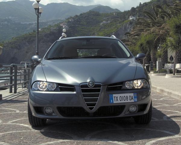 Фото Alfa Romeo 156 I Рестайлинг 2 Универсал 5 дв.